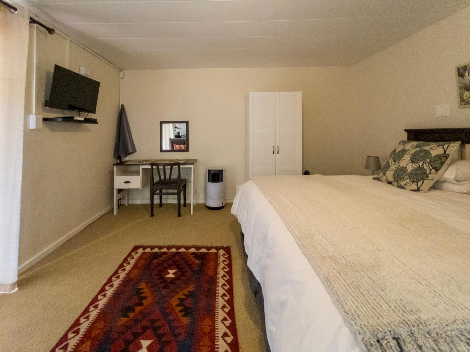727 Church Clarens Room photo