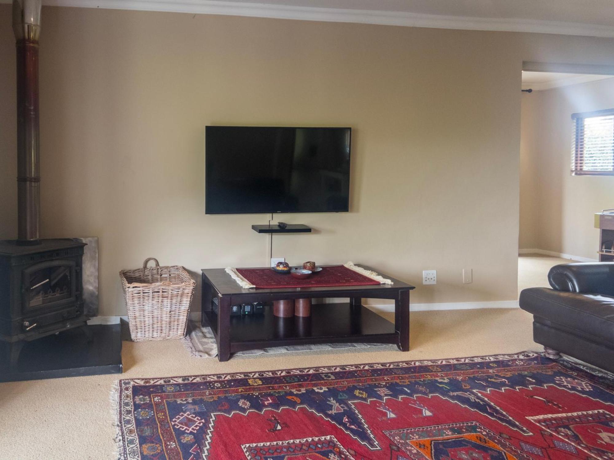 727 Church Clarens Room photo