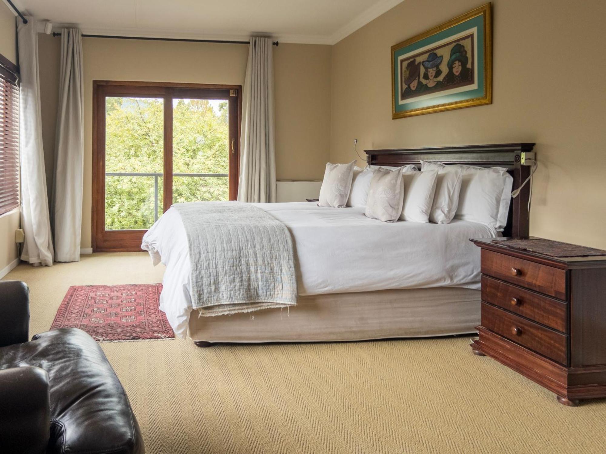727 Church Clarens Room photo